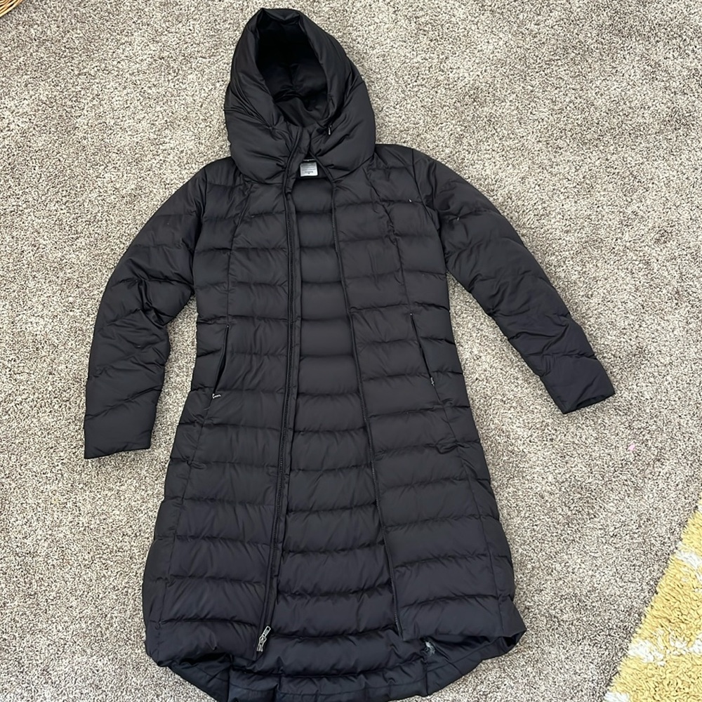 Women’s M long Patagonia Parka